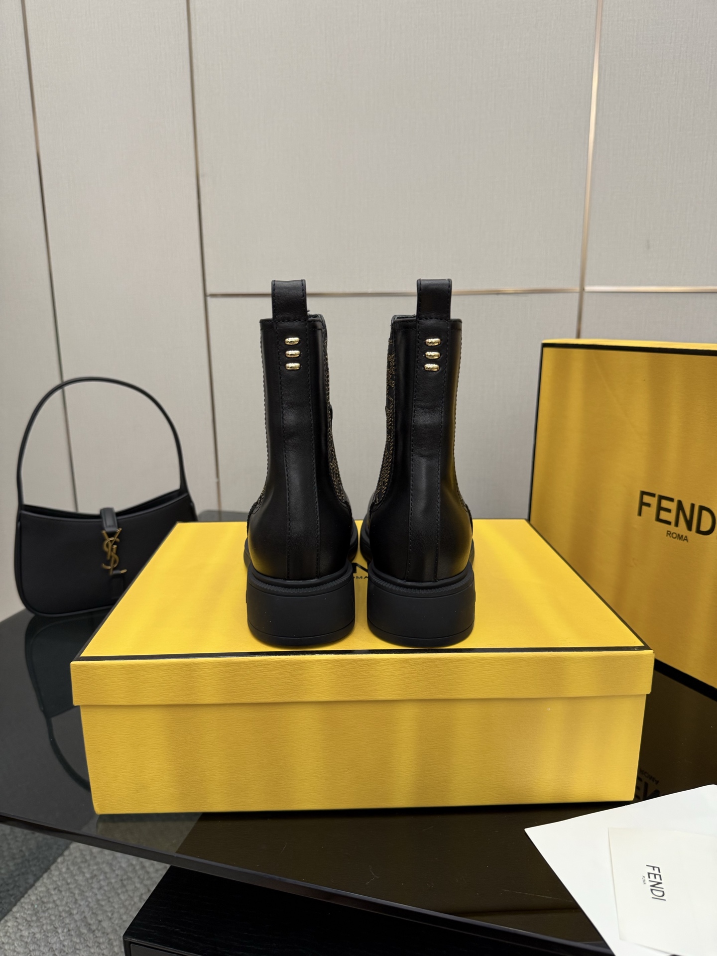 20251022/Fendi_251022-5